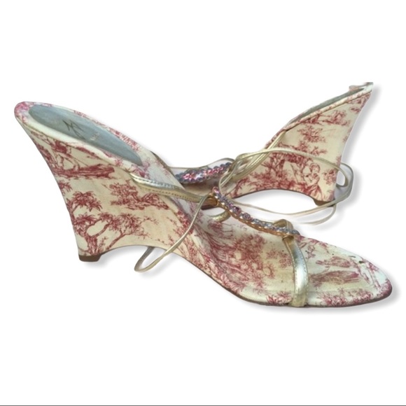 J Vincent Shoes - J Vincent Lace up Red toile wedge heels